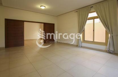 Villa - 5 Bedrooms - 6 Bathrooms for sale in Narjis - Al Raha Golf Gardens - Abu Dhabi