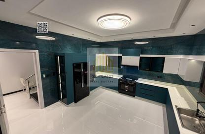 Villa - 5 Bedrooms - 7 Bathrooms for sale in Al Yasmeen 1 - Al Yasmeen - Ajman