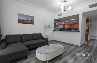 Apartment - 1 - 2 for rent in Manchester Tower - Dubai Marina - Dubai