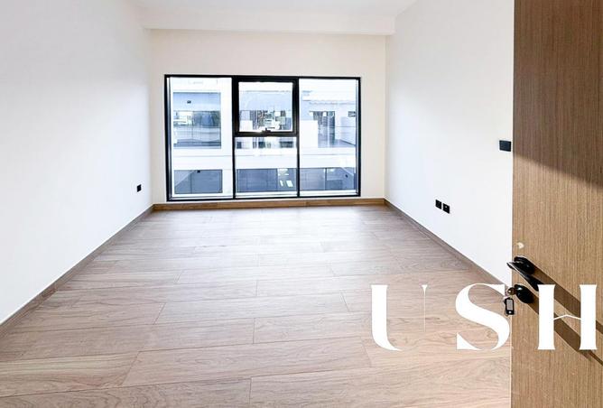 73838379 - Property Image 2