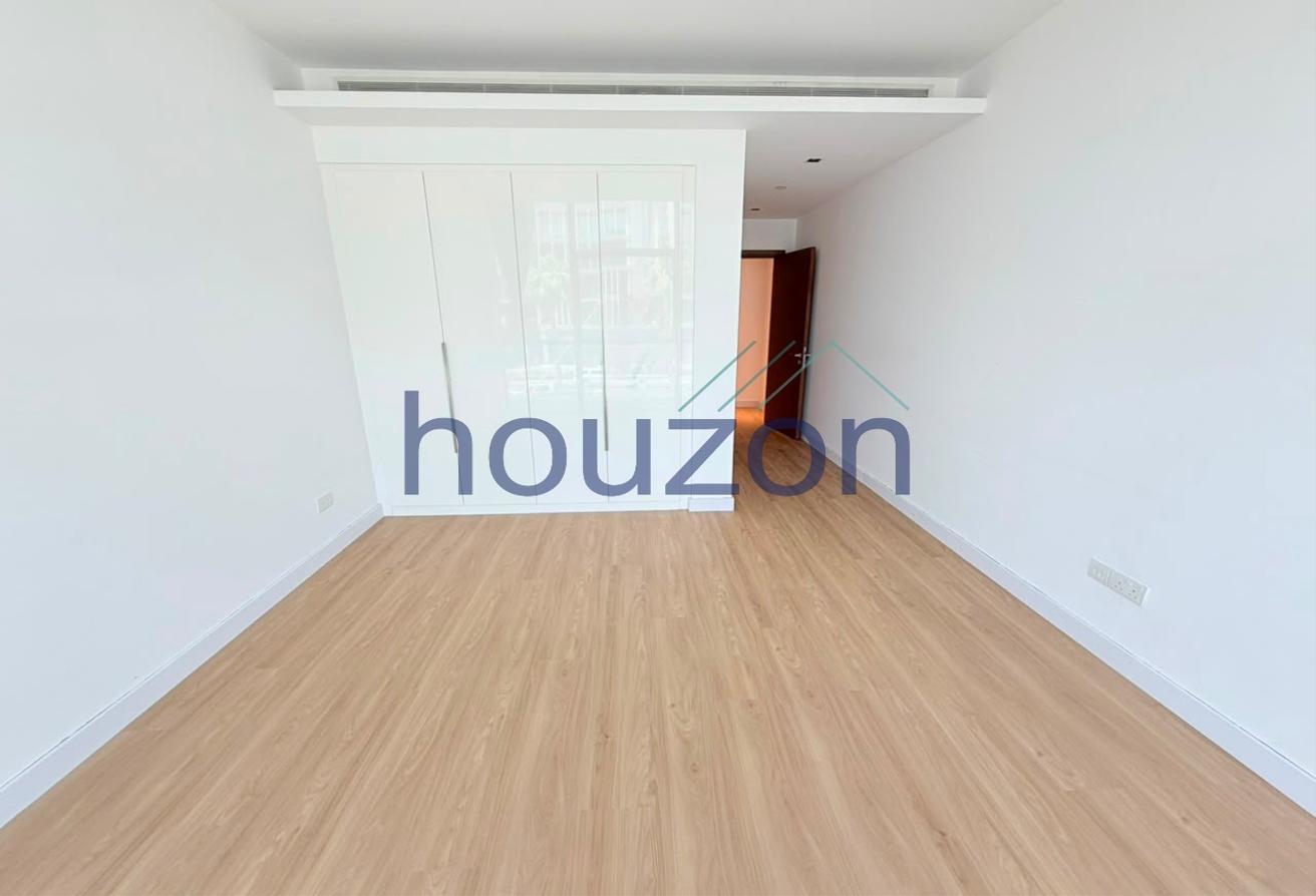 Modern+Renovated 1BR | Burj Khalifa+Boulevard View photo 6
