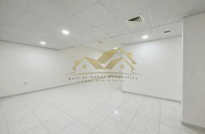 Apartment - 1 Bedroom - 2 Bathrooms for rent in Umm Hurair 1 - Umm Hurair - Bur Dubai - Dubai