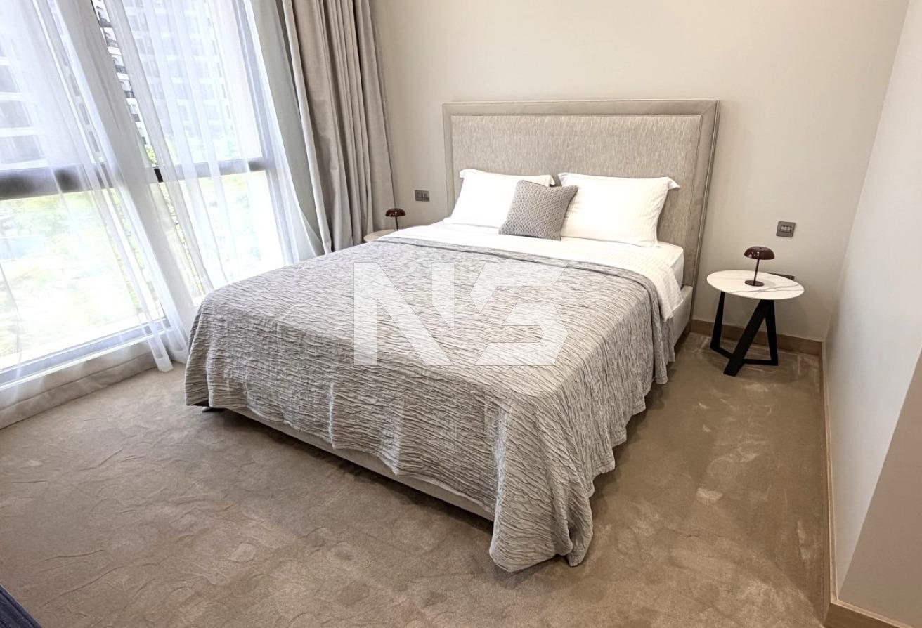 Renovated And Fully Furnished | Pool View | Vacant photo 20