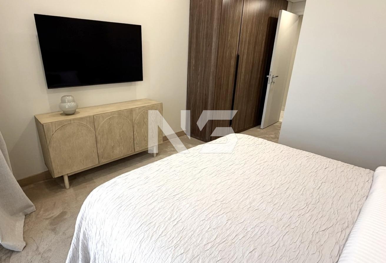Renovated And Fully Furnished | Pool View | Vacant photo 18