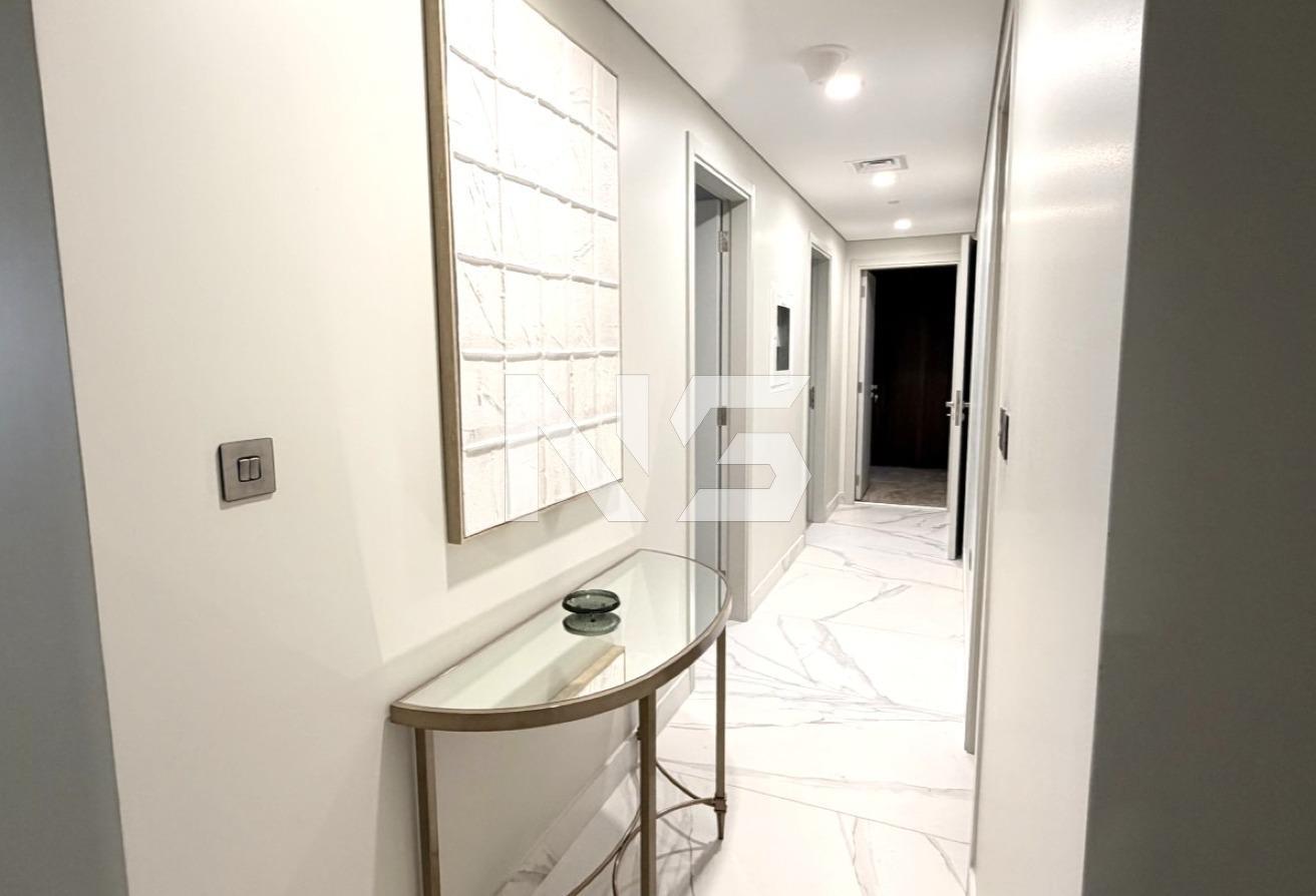 Renovated And Fully Furnished | Pool View | Vacant photo 14