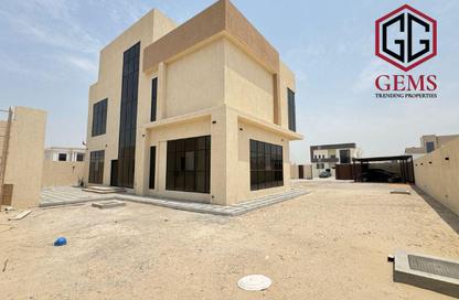 Villa - 5 Bedrooms - 6 Bathrooms for rent in International City Phase 2 - Al Warsan 4 - Al Warsan - Dubai Villa - 5 Bedrooms - 6 Bathrooms for rent in International City Phase 2 - Al Warsan 4 - Al Warsan - Dubai