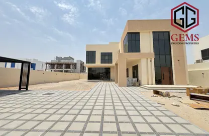 Villa - 5 Bedrooms - 6 Bathrooms for rent in International City Phase 2 - Al Warsan 4 - Al Warsan - Dubai