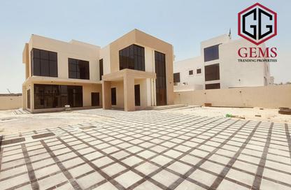 Villa - 5 Bedrooms - 6 Bathrooms for rent in International City Phase 2 - Al Warsan 4 - Al Warsan - Dubai