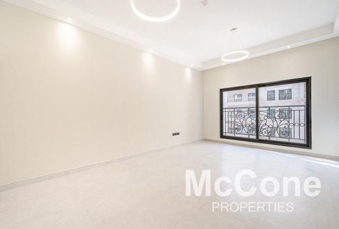Near Metro | Vacant | Semi Furnished