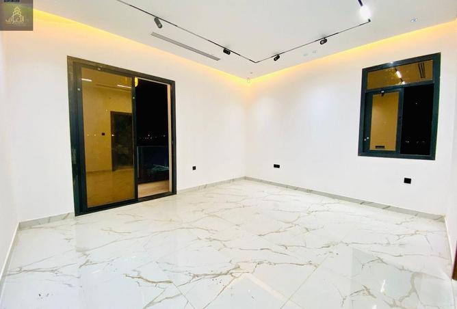 128352588 - Property Image 3