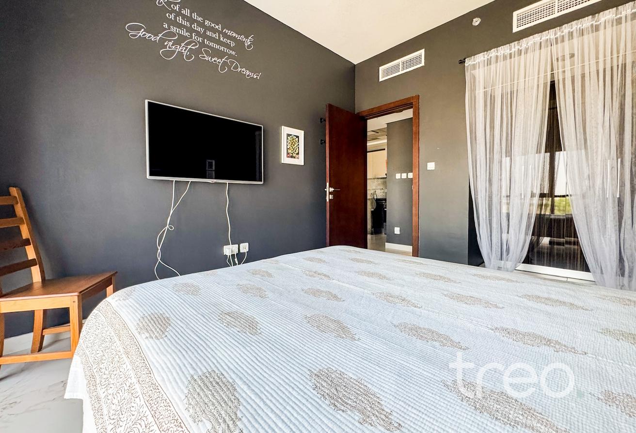 Vacant | Fully Furnished | Prime Location photo 12
