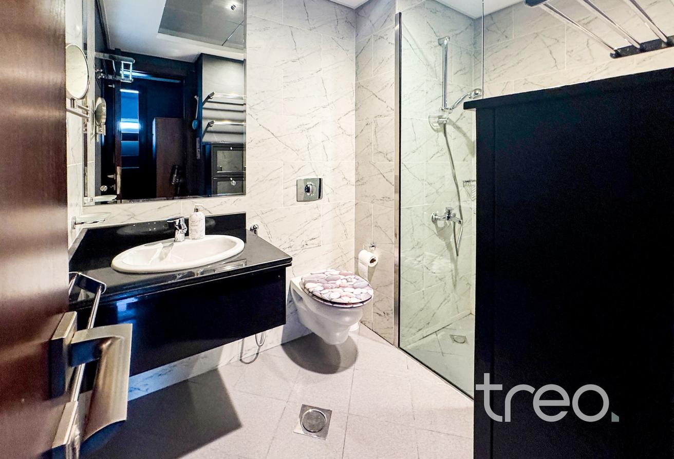 Vacant | Fully Furnished | Prime Location photo 14