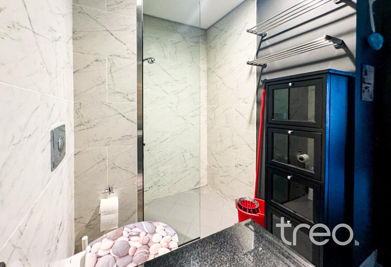 Vacant | Fully Furnished | Prime Location photo 13