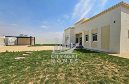 Villa - 4 Bedrooms - 6 Bathrooms for rent in Al Aweer 1 - Al Aweer - Dubai Villa - 4 Bedrooms - 6 Bathrooms for rent in Al Aweer 1 - Al Aweer - Dubai