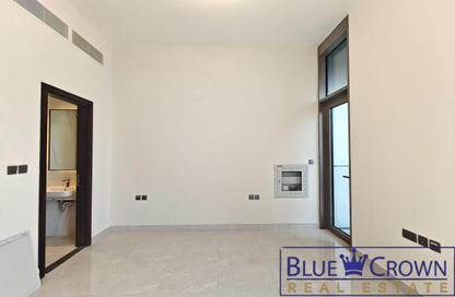 Apartment - Studio - 1 Bathroom for rent in Burj Ghaya - Al Jaddaf - Dubai