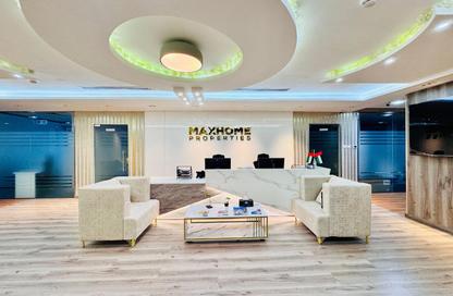 Office Space - Studio - 4 Bathrooms for rent in Hamdan Street - Abu Dhabi