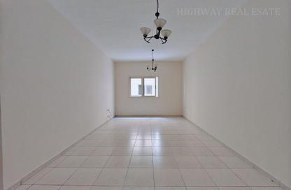 Apartment - 1 Bedroom - 2 Bathrooms for rent in Muwaileh 3 Building - Muwaileh - Sharjah