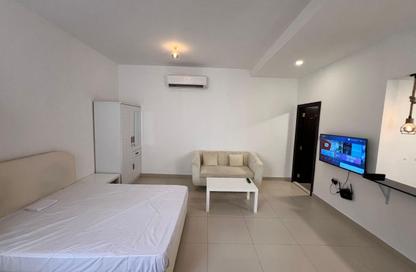 Apartment - Studio - 1 Bathroom for rent in Rabdan - Abu Dhabi