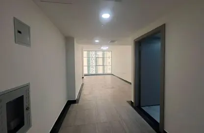 Apartment - 3 Bedrooms - 3 Bathrooms for rent in Al Mamzar Tower - Al Mamzar - Sharjah - Sharjah Apartment - 3 Bedrooms - 3 Bathrooms for rent in Al Mamzar Tower - Al Mamzar - Sharjah - Sharjah