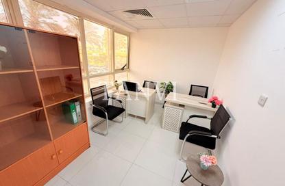 Office Space - Studio - 1 Bathroom for rent in Silver Home Building - Hor Al Anz - Deira - Dubai