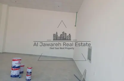 متجر - استوديو - 1 حمام للايجار في أم درع - أم القيوين