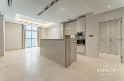 Apartment - 2 Bedrooms - 3 Bathrooms for rent in The 8 - The Crescent - Palm Jumeirah - Dubai