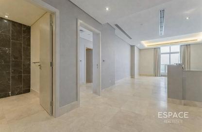Apartment - 2 Bedrooms - 3 Bathrooms for rent in The 8 - The Crescent - Palm Jumeirah - Dubai