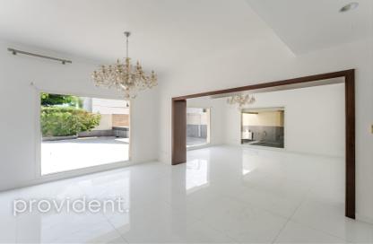 Villa - 4 - 4 for rent in Meadows 4 - Meadows - Dubai