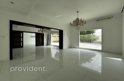 Villa - 4 - 4 for rent in Meadows 4 - Meadows - Dubai Villa - 4 - 4 for rent in Meadows 4 - Meadows - Dubai