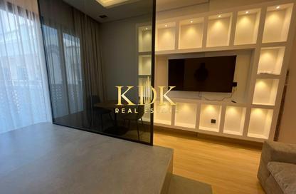 Apartment - Studio - 1 for rent in Knightsbridge Court - District 13 - Jumeirah Village Circle - Dubai Apartment - Studio - 1 for rent in Knightsbridge Court - District 13 - Jumeirah Village Circle - Dubai