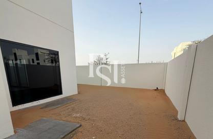 Villa - 4 Bedrooms - 6 Bathrooms for rent in Fay Al Reeman II - Al Shamkha - Abu Dhabi