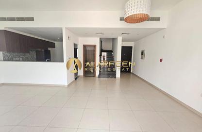 Villa - 3 Bedrooms - 4 Bathrooms for rent in Arabella Townhouses 3 - Arabella Townhouses - Mudon - Dubai