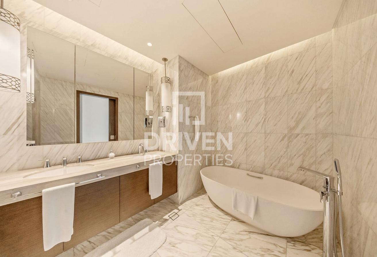 Burj Khalifa View | Bills Included | High Floor photo 14