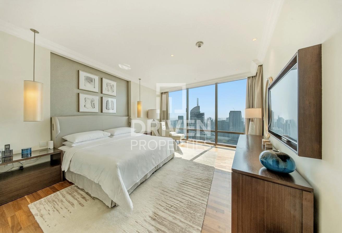 Burj Khalifa View | Bills Included | High Floor photo 13
