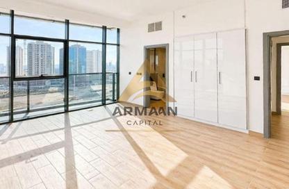 Apartment - 2 Bedrooms - 3 Bathrooms for rent in V2 - Dubai Sports City - Dubai