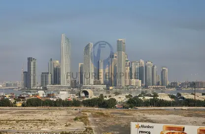 شقة - 2 غرف نوم - 2 حمامات للايجار في مسكن باترسي - الجداف - دبي