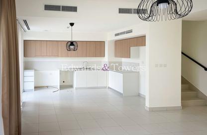 Villa - 4 - 5 for rent in Parkside 1 - Emaar South - Dubai South (Dubai World Central) - Dubai Villa - 4 - 5 for rent in Parkside 1 - Emaar South - Dubai South (Dubai World Central) - Dubai
