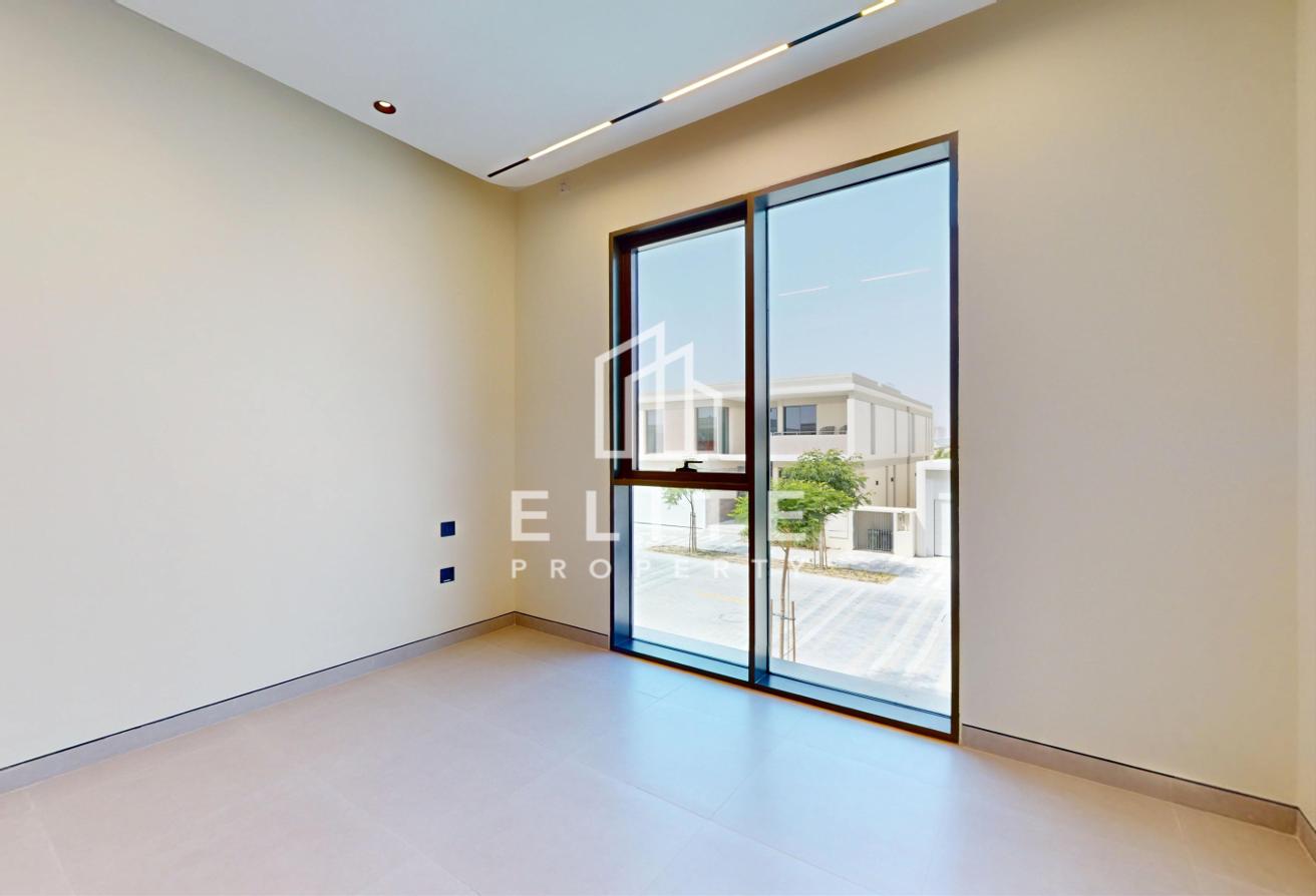 Fully Upgraded | Landscaped | Internal photo 21