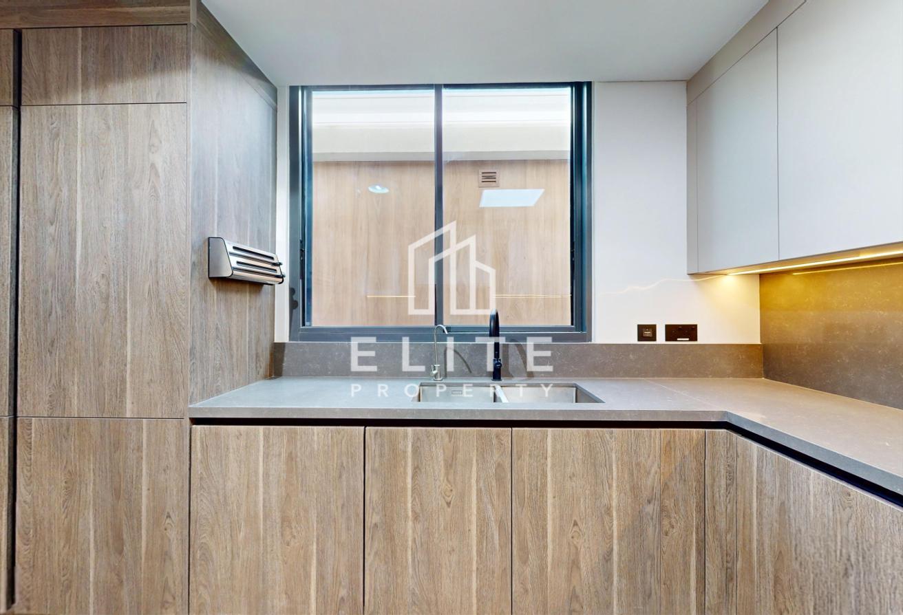 Fully Upgraded | Landscaped | Internal photo 9