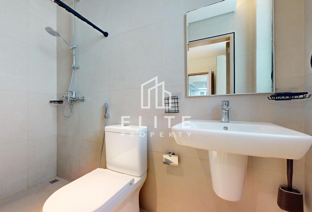 Fully Upgraded | Landscaped | Internal photo 15