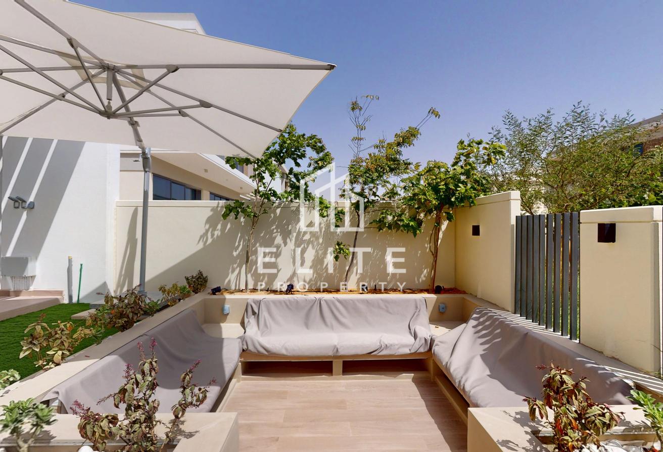 Fully Upgraded | Landscaped | Internal photo 2