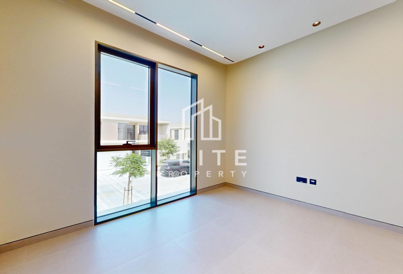 Fully Upgraded | Landscaped | Internal photo 23