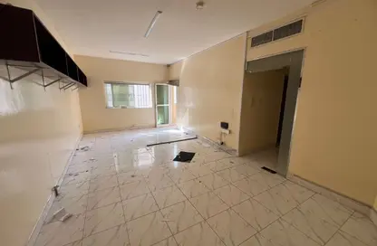 Apartment - 1 Bedroom - 2 Bathrooms for rent in Al Nabaa Building - Al Naba'ah - Al Sharq - Sharjah