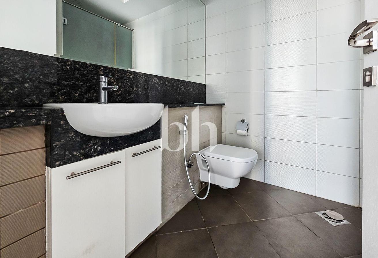 Exclusive | Studio Apartment | Unfurnished photo 8