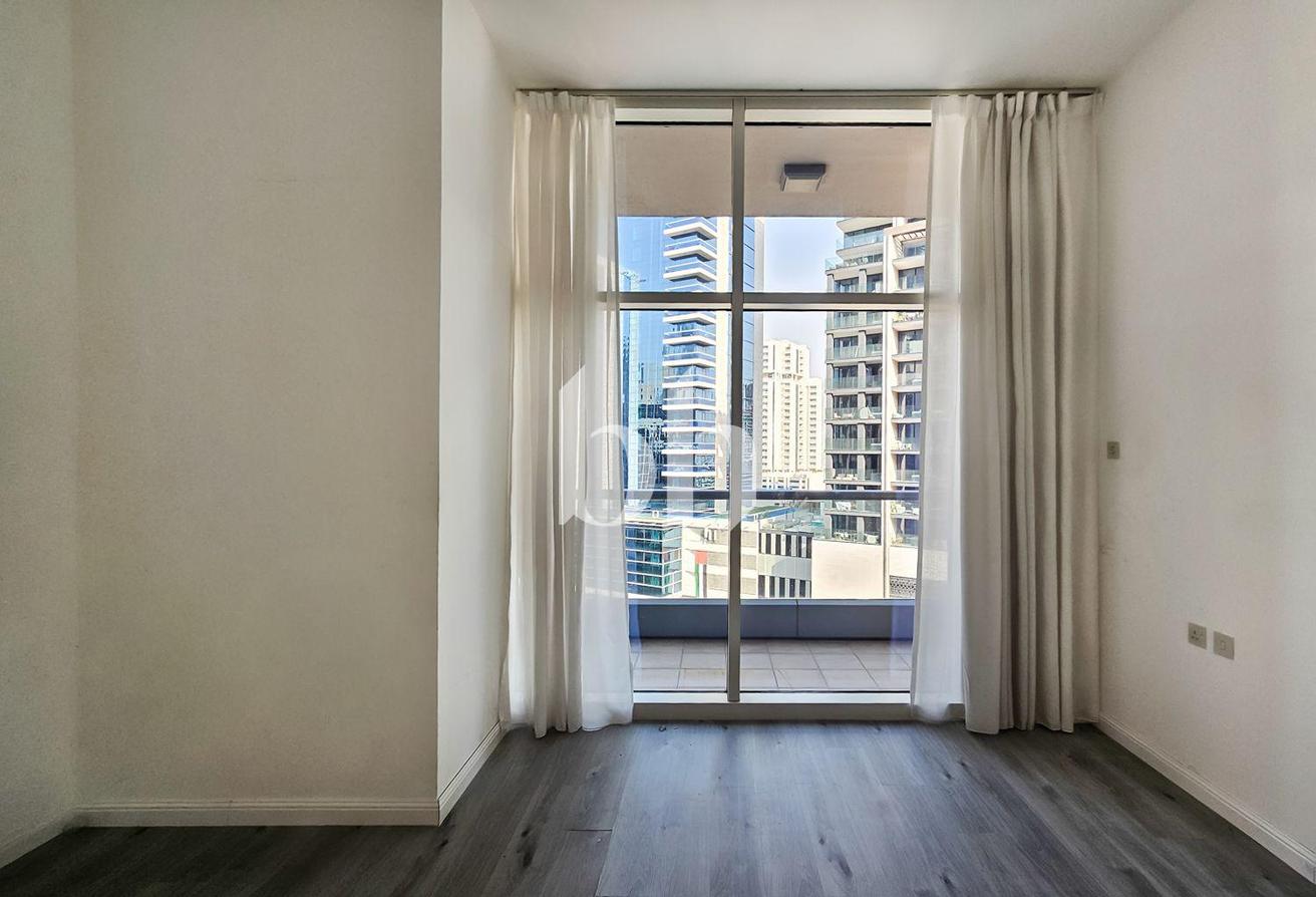 Exclusive | Studio Apartment | Unfurnished photo 10