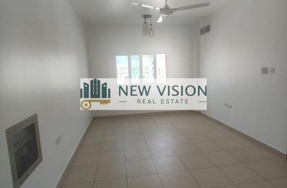 Apartment - 1 - 2 for rent in Al Qulaya'ah - Al Sharq - Sharjah