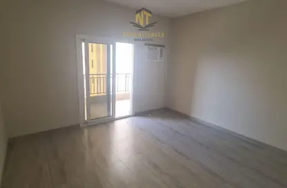 شقة - 2 غرف نوم - 2 حمامات للايجار في دار المجاز - شارع جمال عبد الناصر - المجاز - الشارقة