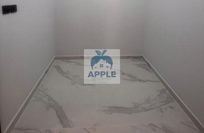 Villa - 5 Bedrooms - 7+ Bathrooms for rent in Al Tarfa - Mughaidir - Sharjah