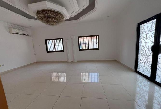 65191069 - Property Image 3