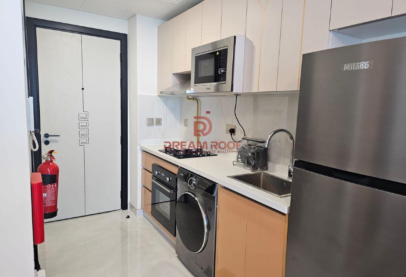 Studio W/ Panoramic View | Brand New | High Floor photo 6